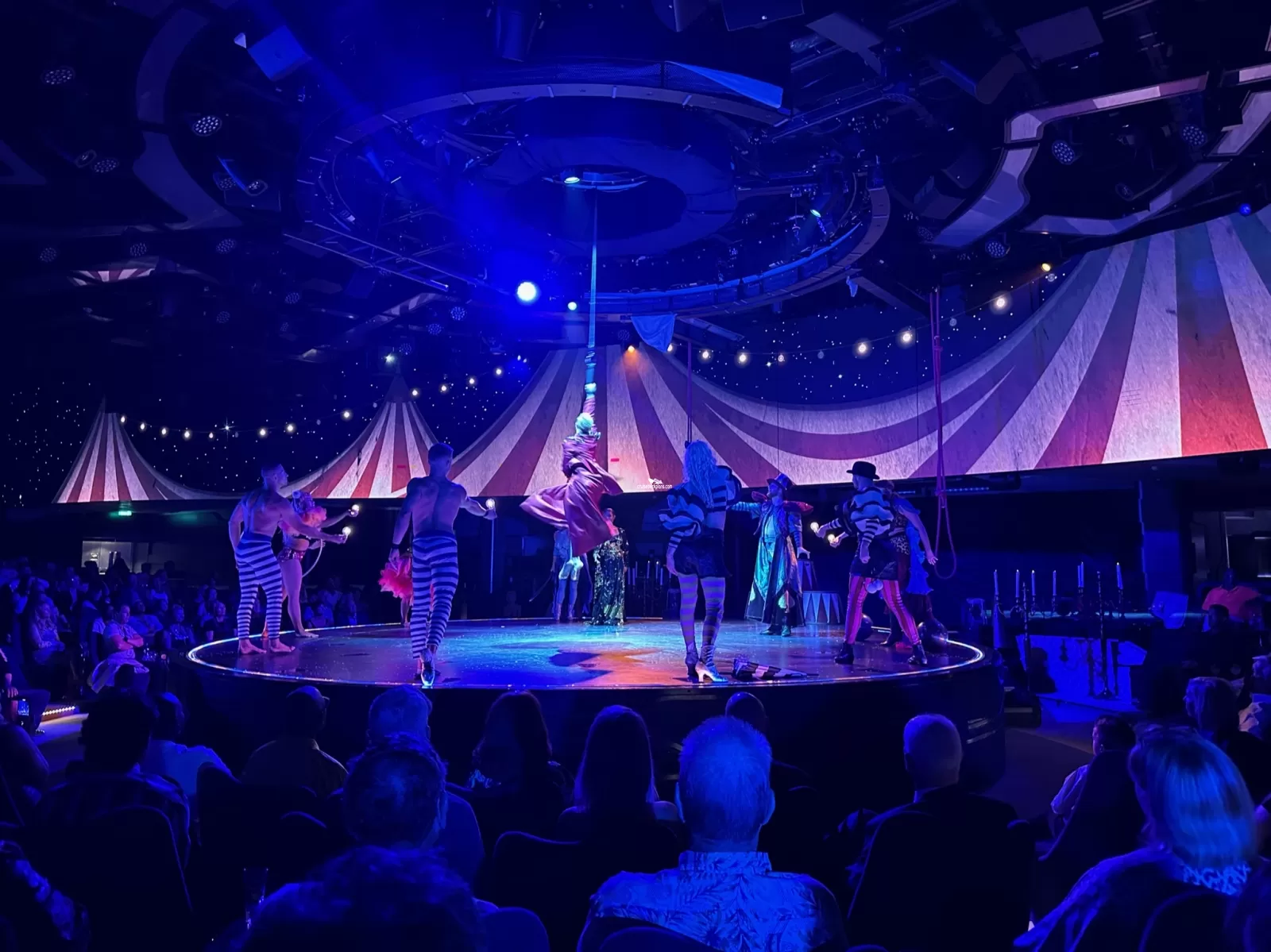 Фото интерьера