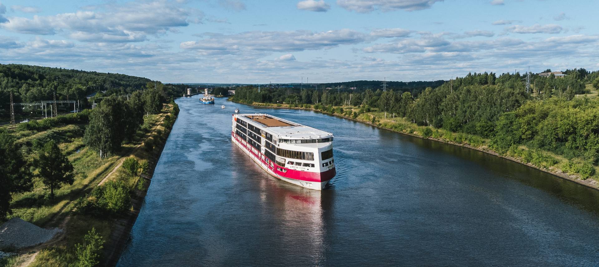 Мустай Карим